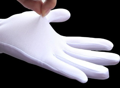 Gants blancs sans nervures