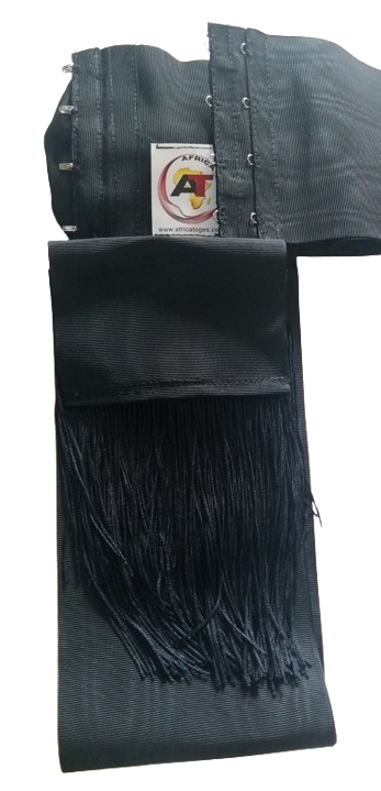 Ceinture moirée noire, franges noires